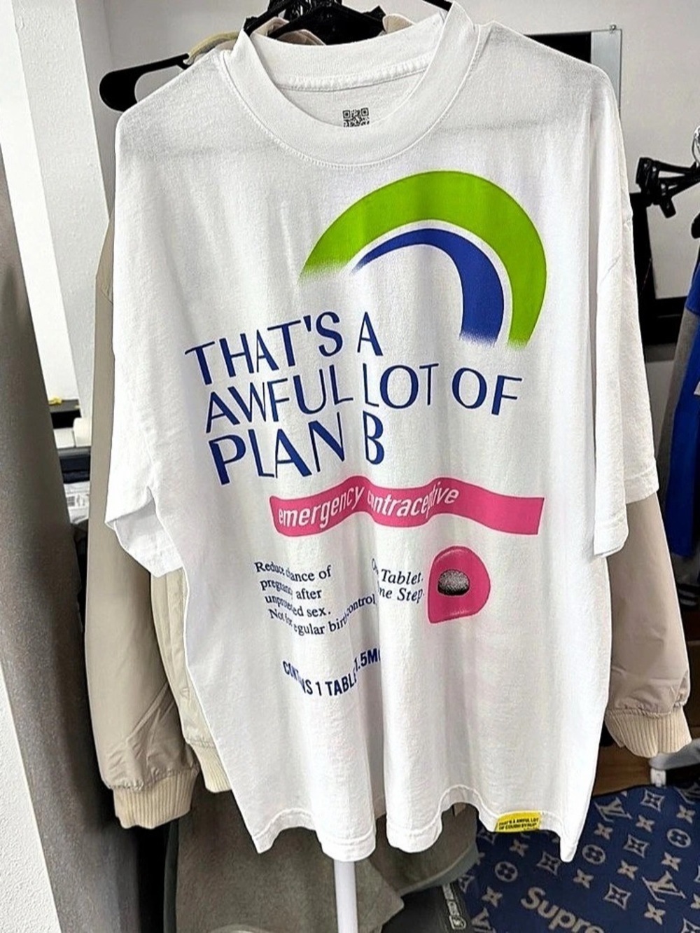 That's A Awful Lot of Cough Syrup Graphic Tee in White XL Like New
